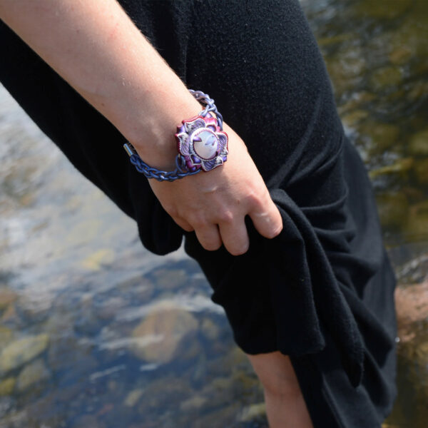 pulsera artesanal cantabria semipreciosa ágata morada rio