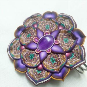 Broche Burton